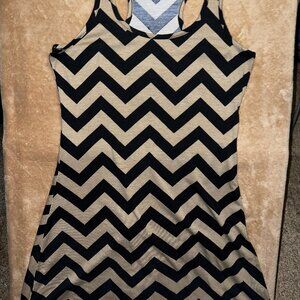 Faded Glory Medium‎ Chevron Razorback Sleeveless Tank Tan Black C03